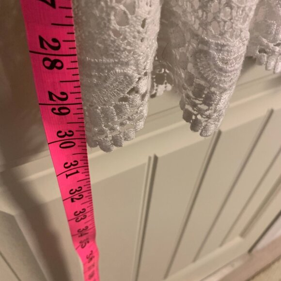 Divided White Lace Dress - Picture 7 of 9